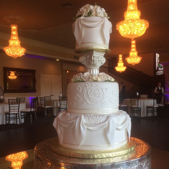 Meet your Posher, Misty - Picture 1 of 8